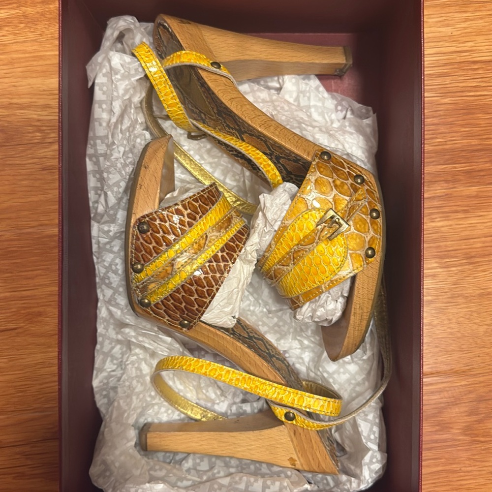 SIZE 40